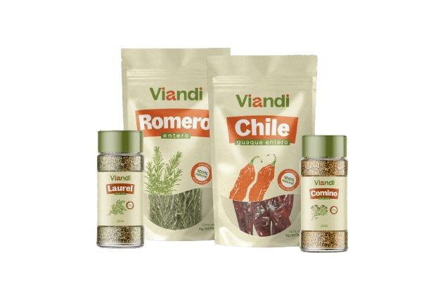 Productos Viandi de izquierda a derecha: Laurel, Romero entero, Chile Guaque entero, comino